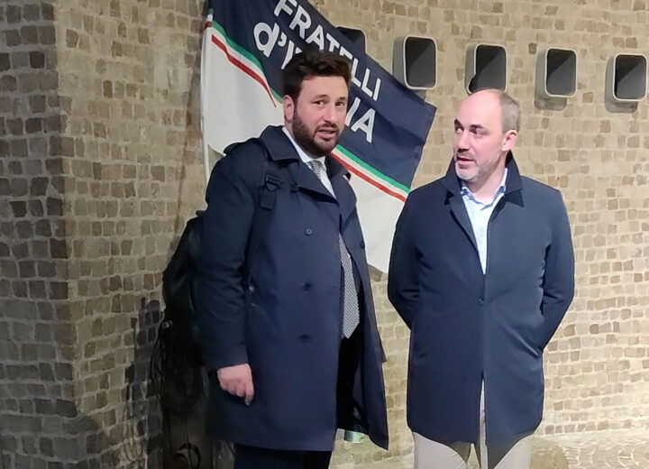 Elezioni Valenza: anche il centrodestra si divide. Fratelli d’Italia pronto a candidare Luca Merlino