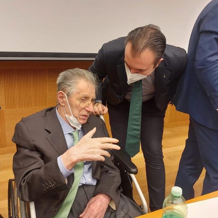 Addio a Umberto Bossi, Riccardo Molinari: “A 15 anni fui affascinato dal suo carisma. Ci ha indicato la via”