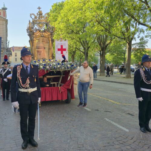 Alessandria ritrova la sua “Regina” per le vie della città