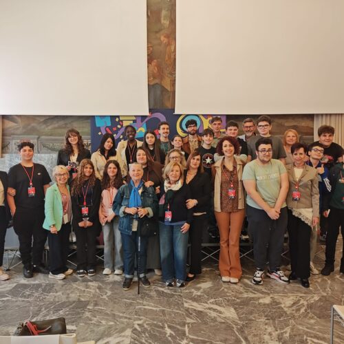 “Linee di Dialogo”, ad Alessandria giovani e anziani insieme contro violenza e stereotipi