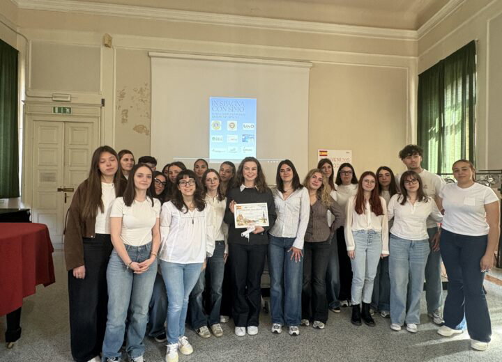 I compagni di classe trasformano il ricordo di Simona Monticone in una borsa di studio