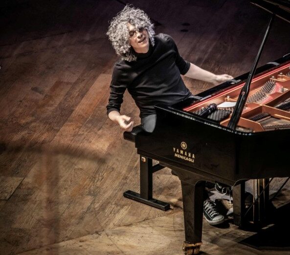 Giovanni Allevi e Roberto Vecchioni tornano al Teatro Colosseo di Torino