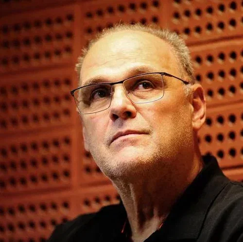 Lutto per Pavia: è morto il campione di basket Oscar Schmidt