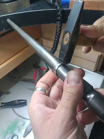 Grafite Projet: la bottega dove imparare l’arte orafa e dare all’amore la forma di un gioiello unico