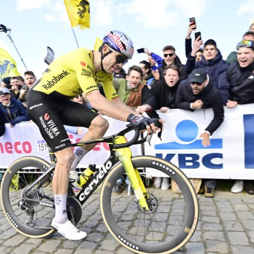 Alla prima tappa del Giro da Alessandria a Verbania con Vingegaard e Wout van Aert