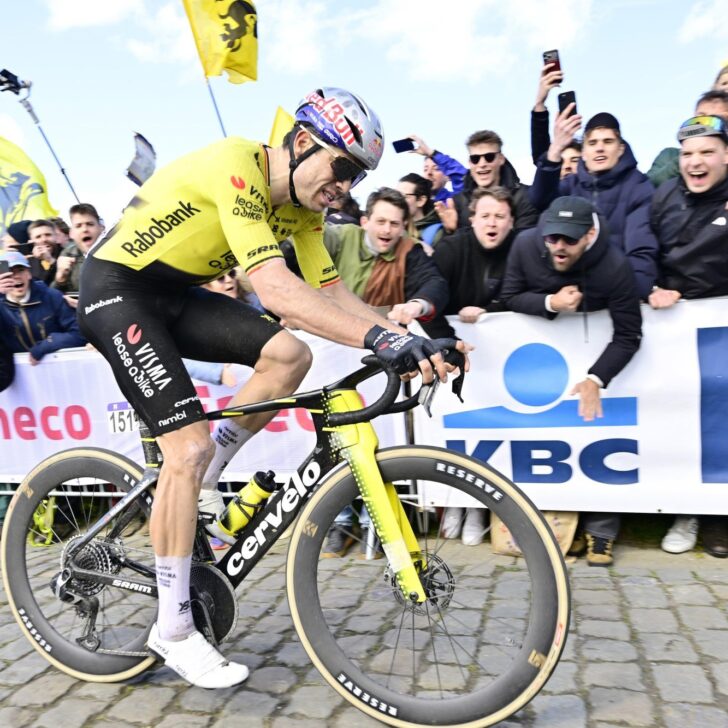 Alla prima tappa del Giro da Alessandria a Verbania con Vingegaard e Wout van Aert