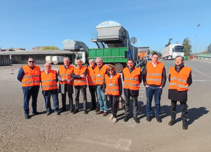 Amag Ambiente: entro un mese attivi i nuovi nastri trasportatori per una raccolta rifiuti più veloce e più green