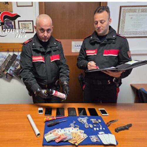 Lite in casa finisce in rapina. Arrestati due giovani