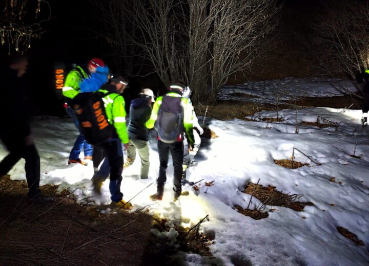 Due escursioniste si perdono nel bosco: raggiunte dal Soccorso Alpino e Vigili del Fuoco