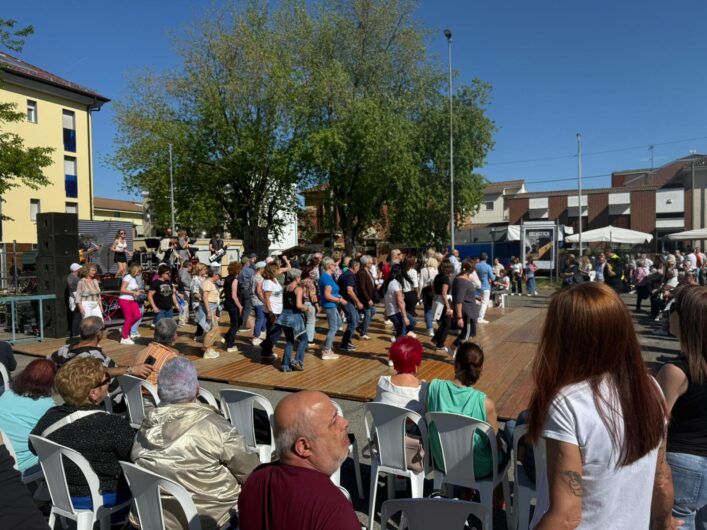 Migliaia di persone alla Fiera di Primavera al quartiere Cristo: “Una giornata strepitosa”