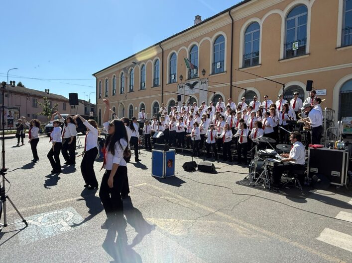 Migliaia di persone alla Fiera di Primavera al quartiere Cristo: “Una giornata strepitosa”