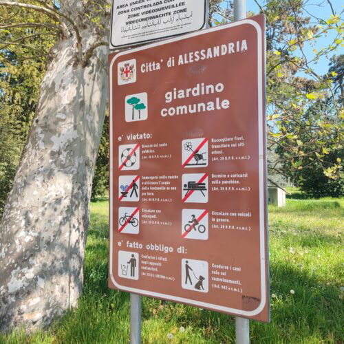 Alessandria, via alla zona rossa ai giardini della stazione: per due mesi controlli mirati delle forze dell’ordine