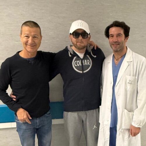 Dopo il tumore all’occhio e 6 anni di calvario: 10 ore di intervento all’ospedale di Alessandria ‘liberano’ Andrea