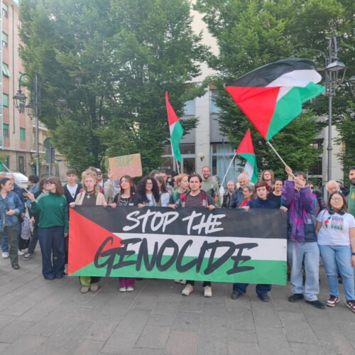 Flotilla ancora attaccata da Israele, la protesta ad Alessandria: “Governo blocchi gli accordi con Netanyahu”