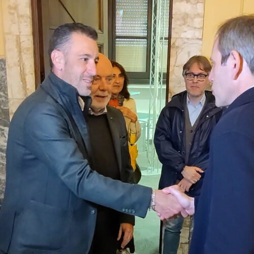 Vincenzo Nibali ad Alessandria promuove le corsie ciclabili: “Noi italiani dobbiamo cambiare mentalità”