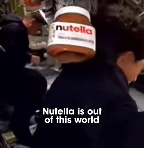 La Nutella nello spazio: il barattolo su Orion conquista la Luna, e il web