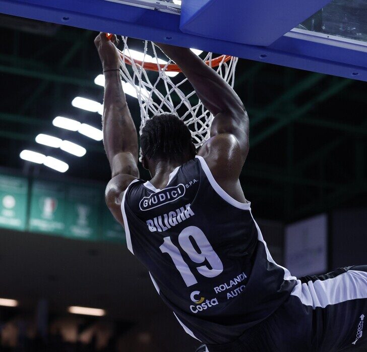 Bertram Derthona lotta ma non basta: leoni sconfitti a Treviso