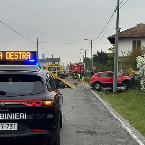Incidente a Portanova. Auto finisce fuori strada