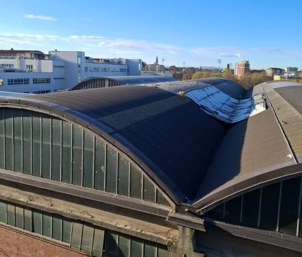 Vento “scoperchia” tetto. Dopo i timori per possibile amianto, avviati controlli e bonifica