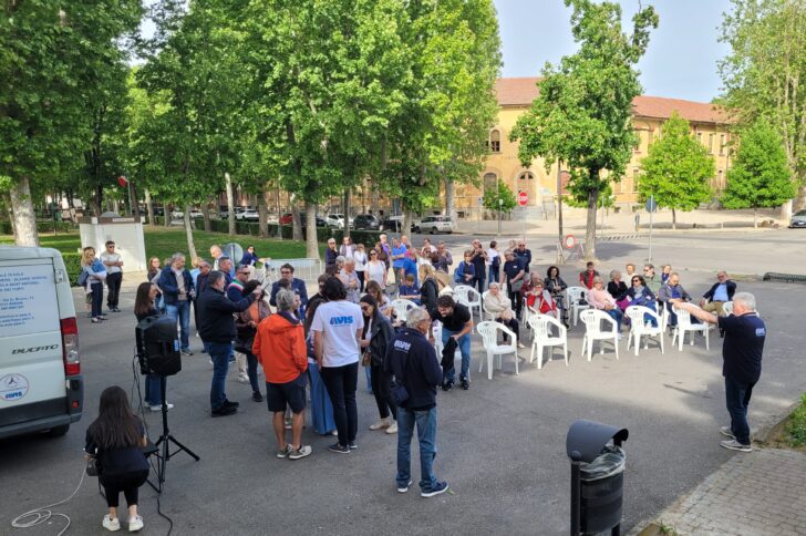 A Sale la “Panchina del Dono”: un segno concreto della solidarietà e dell’impegno dell’Avis