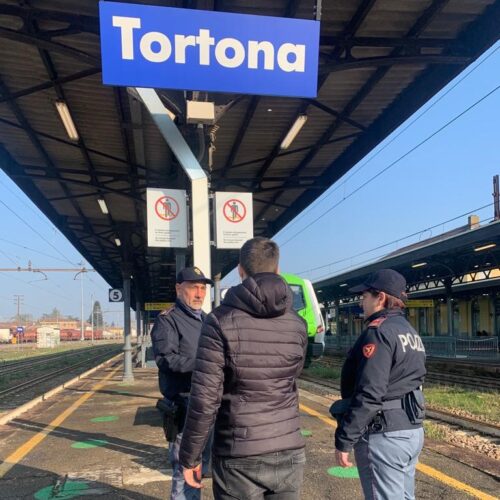 Controlli Polfer: arrestato un uomo sorpreso a rubare su un treno