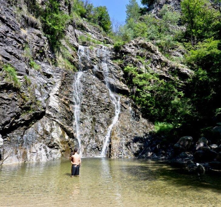 La cascata segreta nel bosco che sembra uscita dall’Asia – Piemonte da scoprire