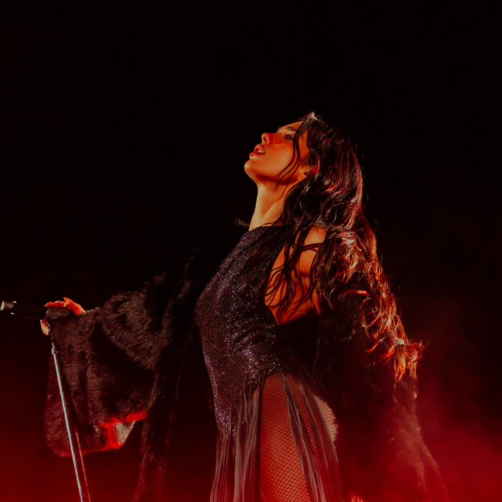 Dua Lipa pubblica l’album live e film-concerto “Live From Mexico”