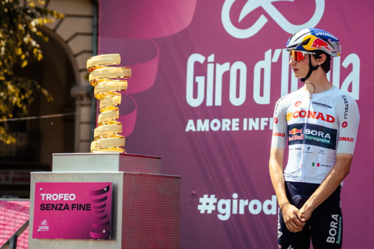 Il Giro ad Alessandria: oltre 80 scatti per rivivere una giornata in rosa