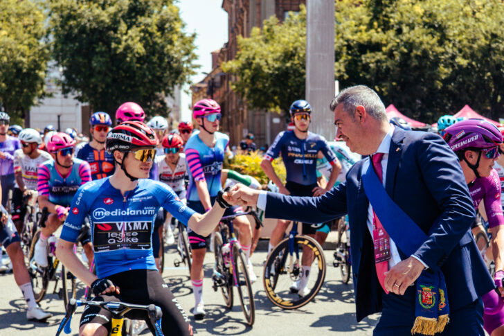 Il Giro ad Alessandria: oltre 80 scatti per rivivere una giornata in rosa