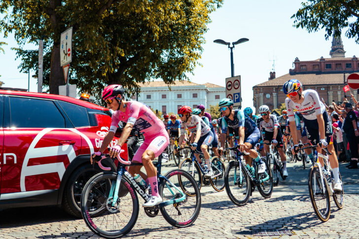 Il Giro ad Alessandria: oltre 80 scatti per rivivere una giornata in rosa