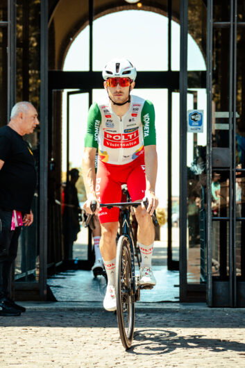 Il Giro d’Italia colora di rosa Voghera: le foto di Vasco Pastorino