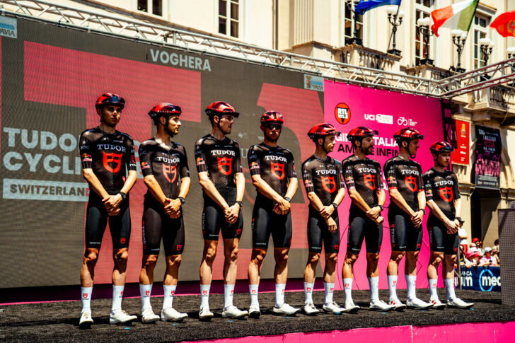 Il Giro d’Italia colora di rosa Voghera: le foto di Vasco Pastorino