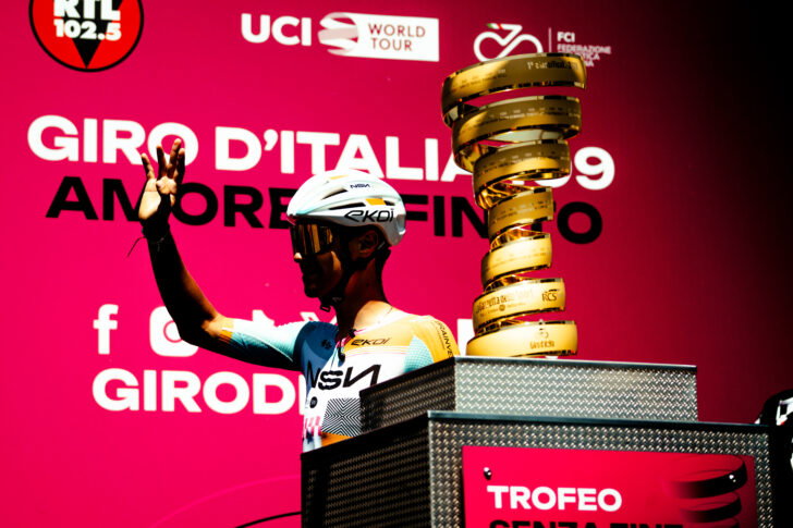 Il Giro d’Italia colora di rosa Voghera: le foto di Vasco Pastorino