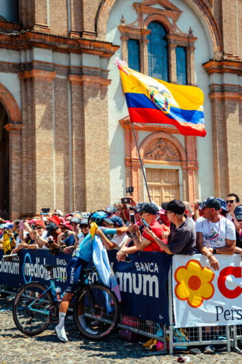 Il Giro d’Italia colora di rosa Voghera: le foto di Vasco Pastorino