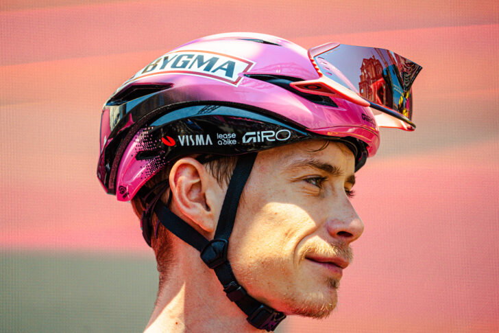 Il Giro d’Italia colora di rosa Voghera: le foto di Vasco Pastorino