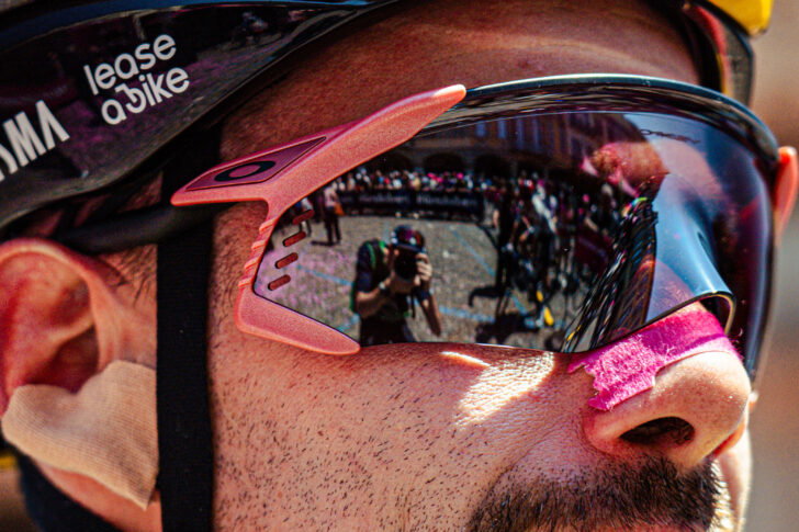 Il Giro d’Italia colora di rosa Voghera: le foto di Vasco Pastorino