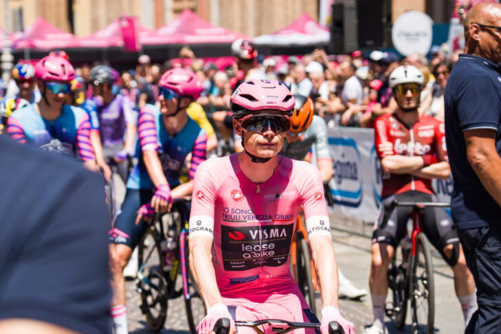 Grande festa a Voghera per la partenza della 15ª tappa del Giro d’Italia