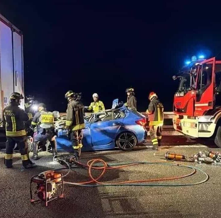 Schianto sulla A1: muore un giovane alessandrino