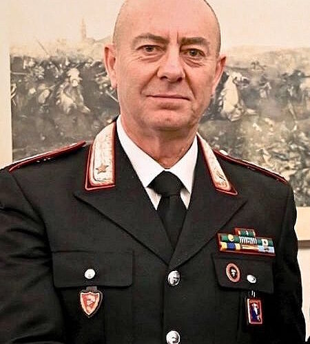 Il Luogotenente Vincenzo Bonifacio lascia il servizio attivo dopo quasi 40 anni nell’Arma dei Carabinieri