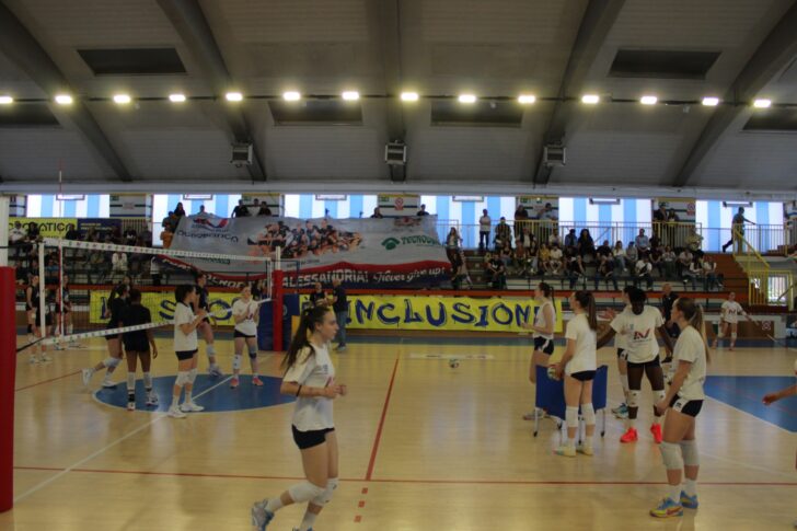 Acrobatica Alessandria vince al Palacima. Questa sera la festa in Piazzetta per i 10 anni del club