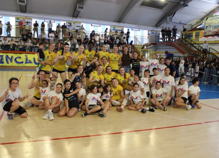 Acrobatica Alessandria vince al Palacima. Questa sera la festa in Piazzetta per i 10 anni del club