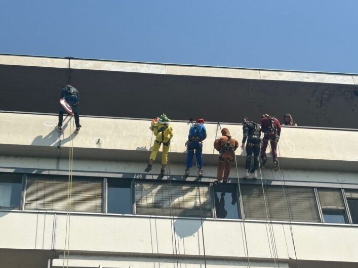 Spiderman e i supereroi di BuildRock regalano sorrisi ai bambini ricoverati al San Matteo