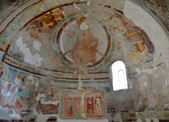 San Michele di Oleggio, la chiesa romanica dagli affreschi bizantini – Piemonte da scoprire