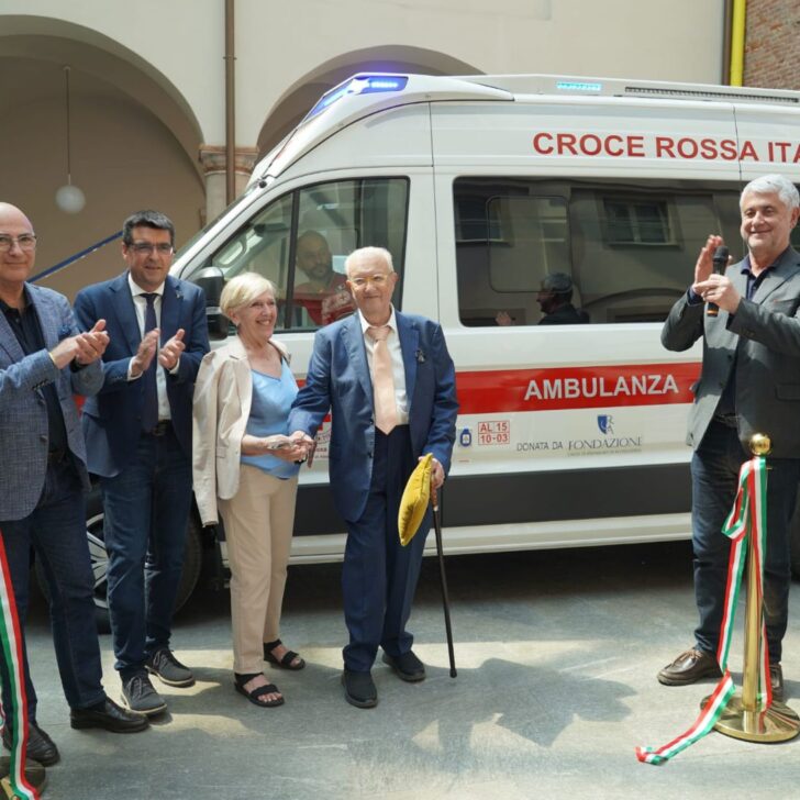 Nuova ambulanza per la Croce Rossa di Alessandria donata dalla Fondazione Cassa di Risparmio