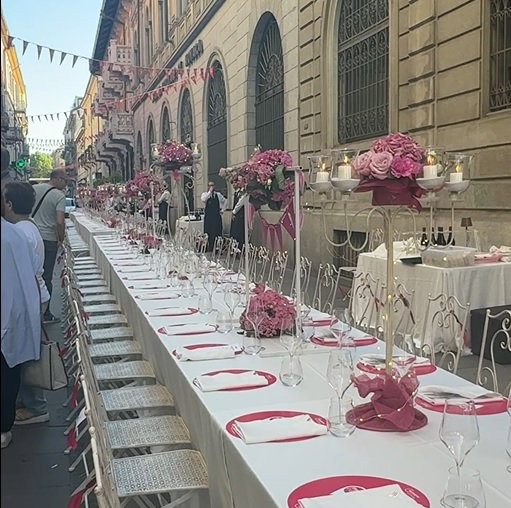Dopo la partenza della tappa, ad Alessandria parte la festa di Aperto per il Giro
