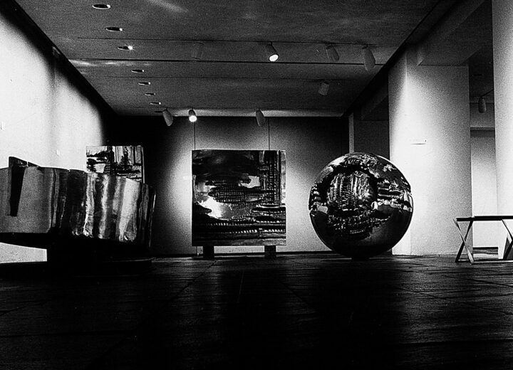 Milano celebra Arnaldo Pomodoro: alle Gallerie d’Italia una grande mostra dedicata al Maestro