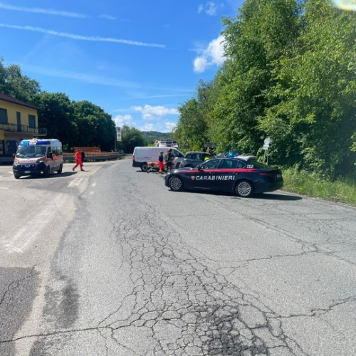 Scontro frontale tra un furgone e un’auto sulla provinciale 155 a Castelletto d’Orba