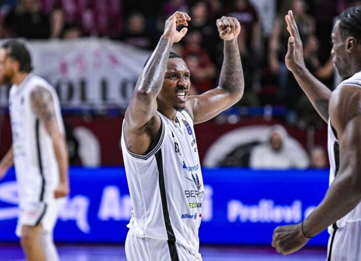 Bertram Derthona: via ai playoff. Leoni debuttano al PalaTaliercio contro Venezia