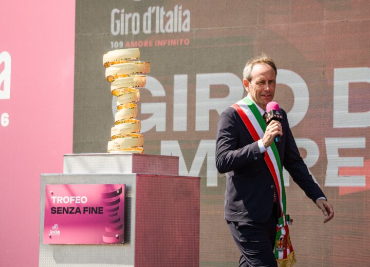Giro d’Italia ad Alessandria, sindaco Abonante: “Grande emozione, l’obiettivo è non far passare altri 20 anni”