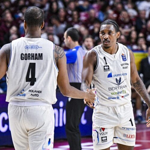 Bertram Derthona, falsa partenza ai playoff: Venezia si impone in gara 1